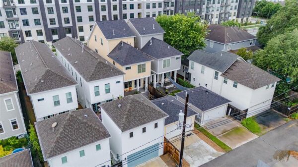 326 W 24th Street  Houston 77008 Harris - Image 37
