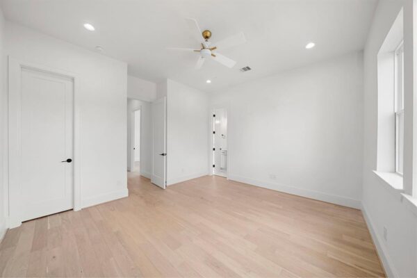 326 W 27th Street  Houston 77008 Harris - Image 32