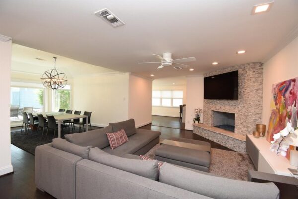 327 Cinnamon Oak Lane  Houston 77079 Harris - Image 8