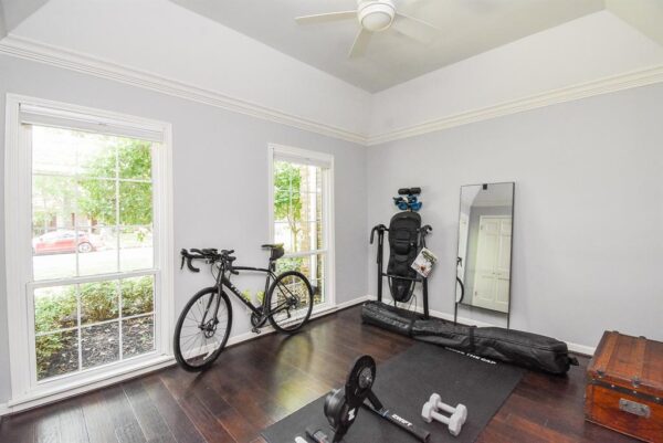327 Cinnamon Oak Lane  Houston 77079 Harris - Image 10
