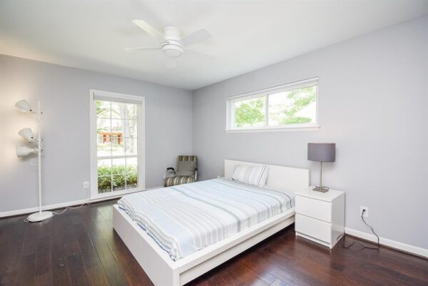 327 Cinnamon Oak Lane  Houston 77079 Harris - Image 12