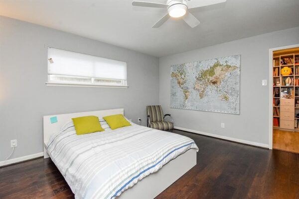 327 Cinnamon Oak Lane  Houston 77079 Harris - Image 15