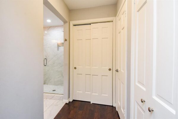 327 Cinnamon Oak Lane  Houston 77079 Harris - Image 22
