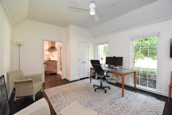 327 Cinnamon Oak Lane  Houston 77079 Harris - Image 7