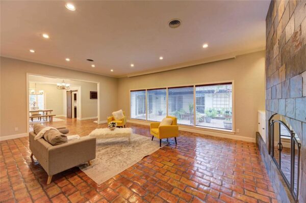 358 Tealwood Drive  Houston 77024 Harris - Image 9