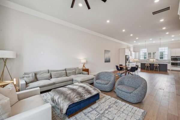 3606 Lannister Lane  Houston 77055 Harris - Image 14