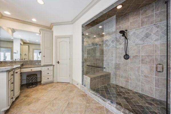 37 Hackberry Lane  Houston 77027 Harris - Image 16