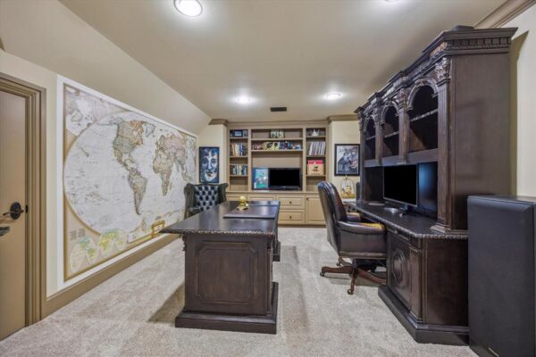 37 Hackberry Lane  Houston 77027 Harris - Image 25