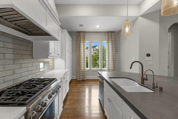 3709 Somerset Commons Lane  Houston 77055 Harris - Image 9