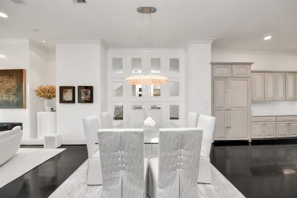 3711 Somerset Commons Lane  Houston 77055 Harris - Image 17