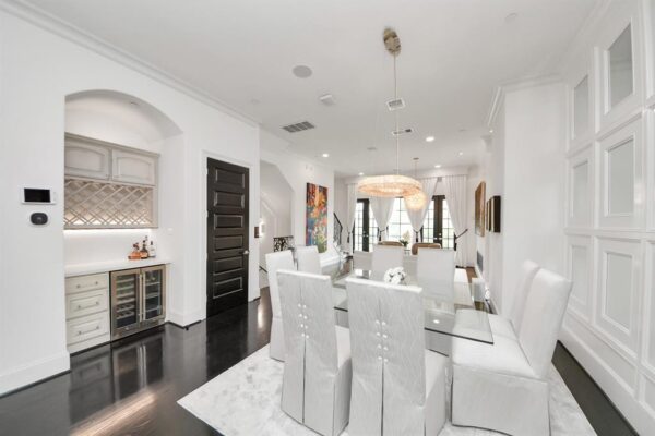 3711 Somerset Commons Lane  Houston 77055 Harris - Image 18