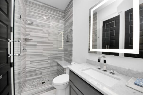 3711 Somerset Commons Lane  Houston 77055 Harris - Image 9