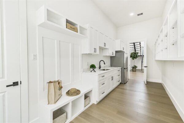 3720 Ella Boulevard  Houston 77018 Harris - Image 16