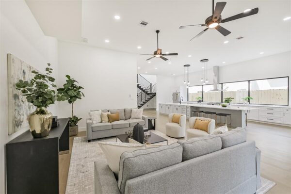3720 Ella Boulevard  Houston 77018 Harris - Image 18