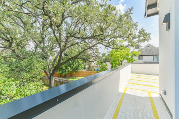 3720 Ella Boulevard  Houston 77018 Harris - Image 35