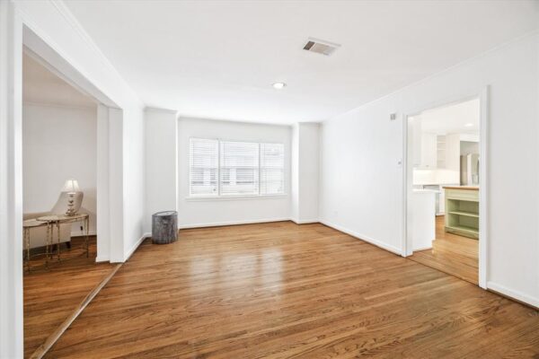 3838 Meadow Lake Lane  Houston 77027 Harris - Image 13