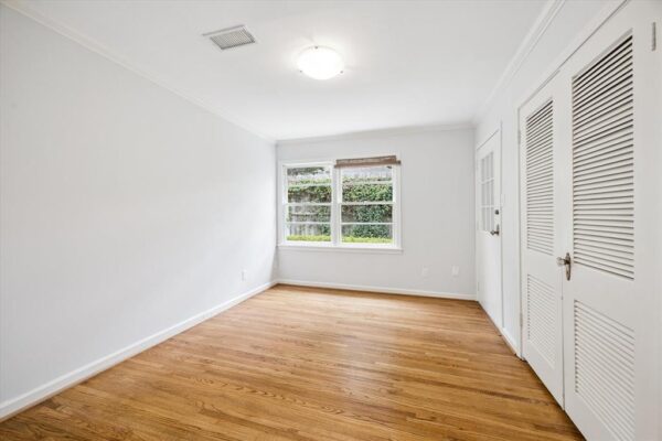 3838 Meadow Lake Lane  Houston 77027 Harris - Image 20