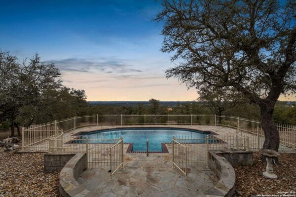 1069 Fawn River Drive  Spring Branch 78070 Comal - Image 8