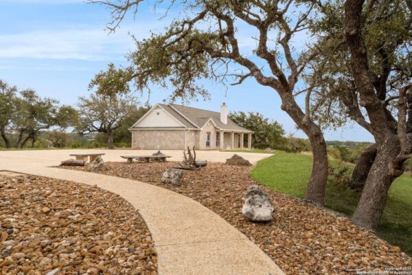 1069 Fawn River Drive  Spring Branch 78070 Comal - Image 9
