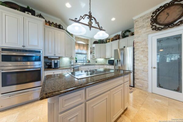 112 Los Colinas  Spring Branch 78070 Comal - Image 9