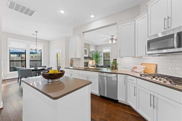 418 Isolde Drive  Houston 77024 Harris - Image 10