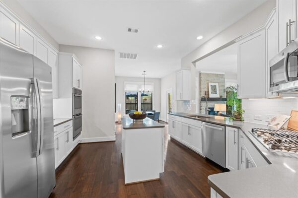 418 Isolde Drive  Houston 77024 Harris - Image 11
