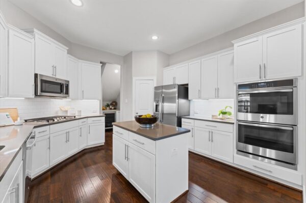 418 Isolde Drive  Houston 77024 Harris - Image 9