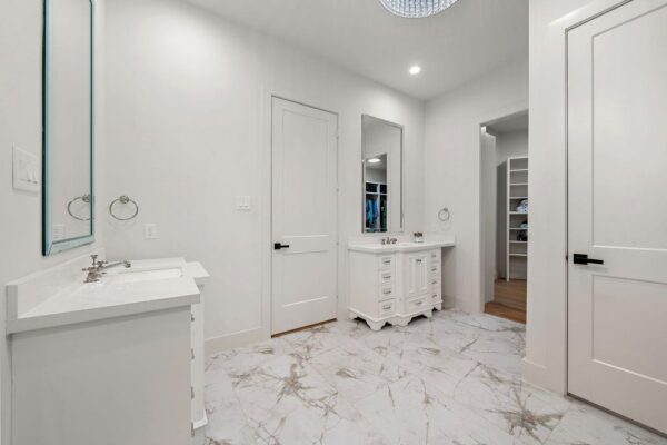 1003 Wakefield Drive  Houston 77018 Harris - Image 20