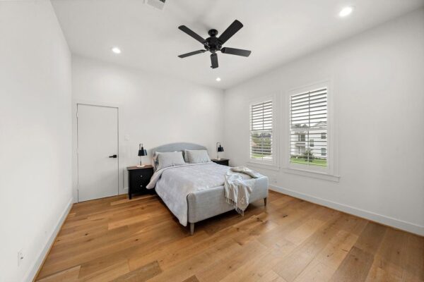 1003 Wakefield Drive  Houston 77018 Harris - Image 24