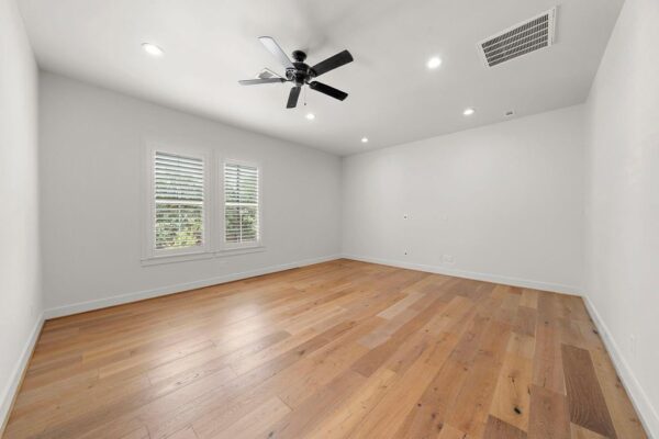 1003 Wakefield Drive  Houston 77018 Harris - Image 28