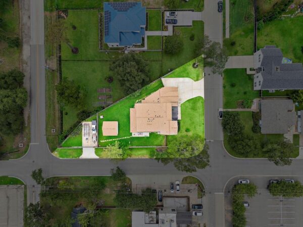 1003 Wakefield Drive  Houston 77018 Harris - Image 40