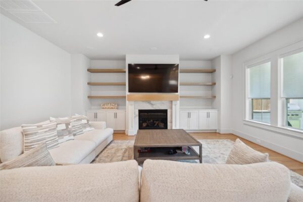 1221 Lamonte Lane  Houston 77018 Harris - Image 8