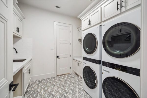 1221 Lamonte Lane  Houston 77018 Harris - Image 31