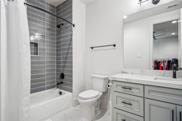 1221 Lamonte Lane  Houston 77018 Harris - Image 39