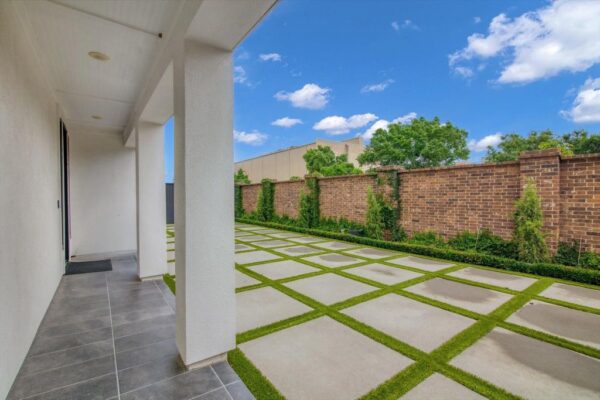 3502 Dorset Cliff Lane  Houston 77055 Harris - Image 6