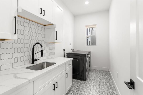 4226 Gibson Street  Houston 77007 Harris - Image 24