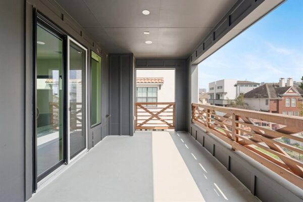 4226 Gibson Street  Houston 77007 Harris - Image 31