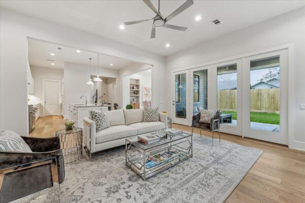 714 E 21st Street  Houston 77008 Harris - Image 2
