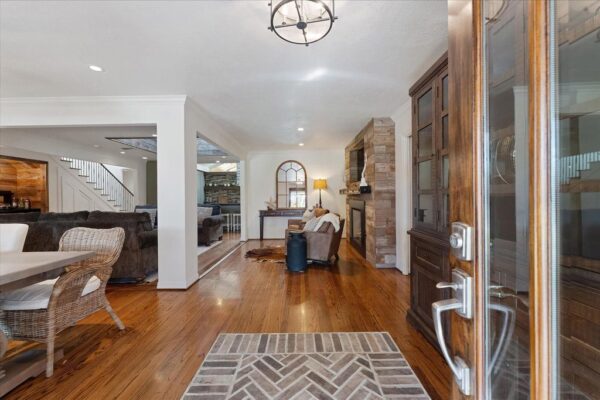 1506 Longacre Drive  Houston 77055 Harris - Image 3