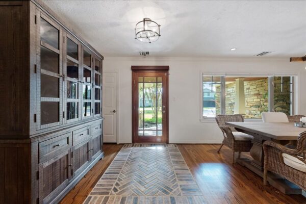1506 Longacre Drive  Houston 77055 Harris - Image 4