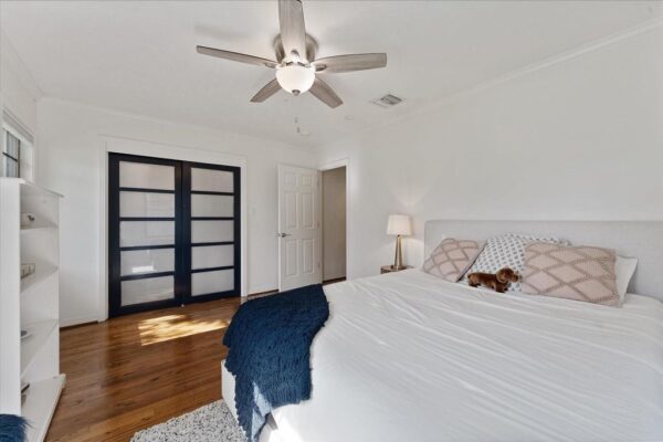 1506 Longacre Drive  Houston 77055 Harris - Image 8