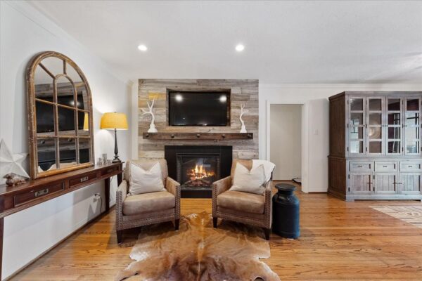 1506 Longacre Drive  Houston 77055 Harris - Image 14