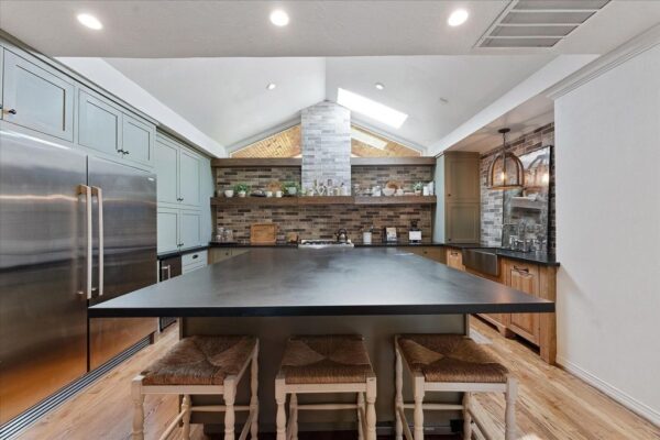 1506 Longacre Drive  Houston 77055 Harris - Image 16