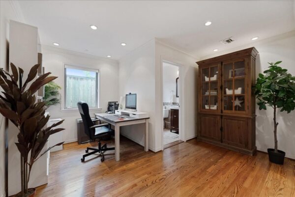 1506 Longacre Drive  Houston 77055 Harris - Image 24