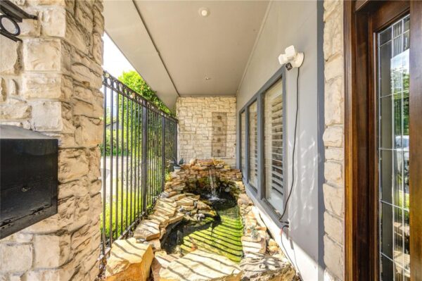 6 Gessner Road  Houston 77024 Harris - Image 4