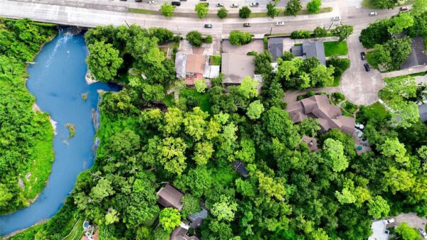6 Gessner Road  Houston 77024 Harris - Image 46