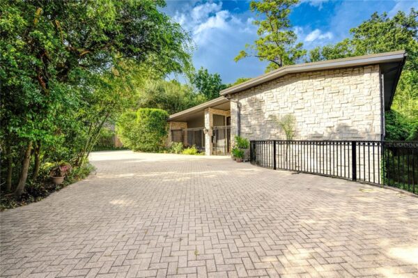 6 Gessner Road  Houston 77024 Harris - Image 50
