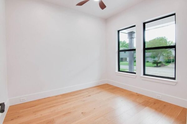 1823 ebony Lane  Houston 77018 Harris - Image 6
