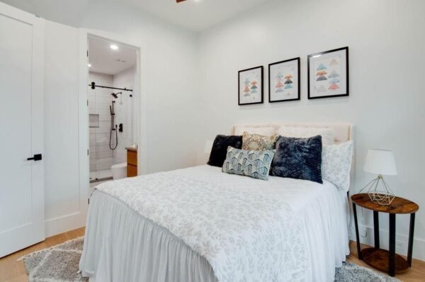 1823 ebony Lane  Houston 77018 Harris - Image 22