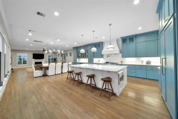 1353 Chantilly Lane  Houston 77018 Harris - Image 10